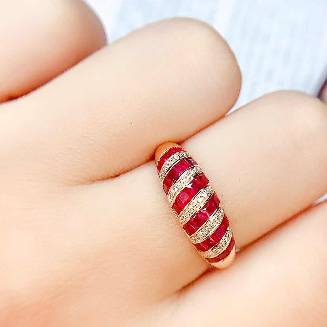 14k Gold 1.8 Ct Natural Ruby & Diamond Ring - 6