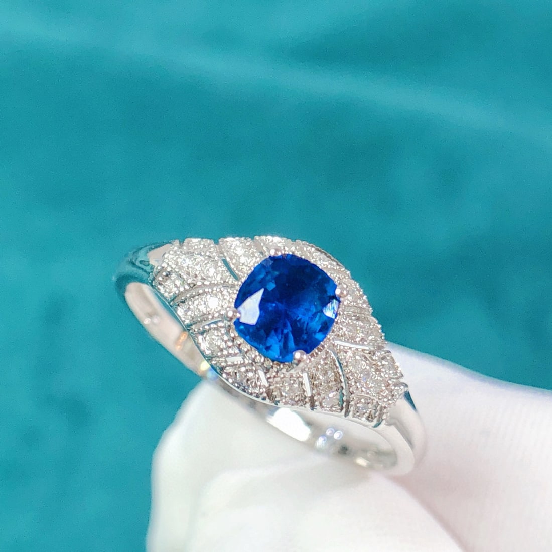 14k Gold 0.65 Ctw Natural Sapphire & Diamond Ring: Ref:230954292 // gold content:14k gold // ring size:7. 25us // // main gemstone:sapphire // shape:cushion // carat weight:0. 57ct // color:royal blue // treatment:natural // // adjacent gemstone 2