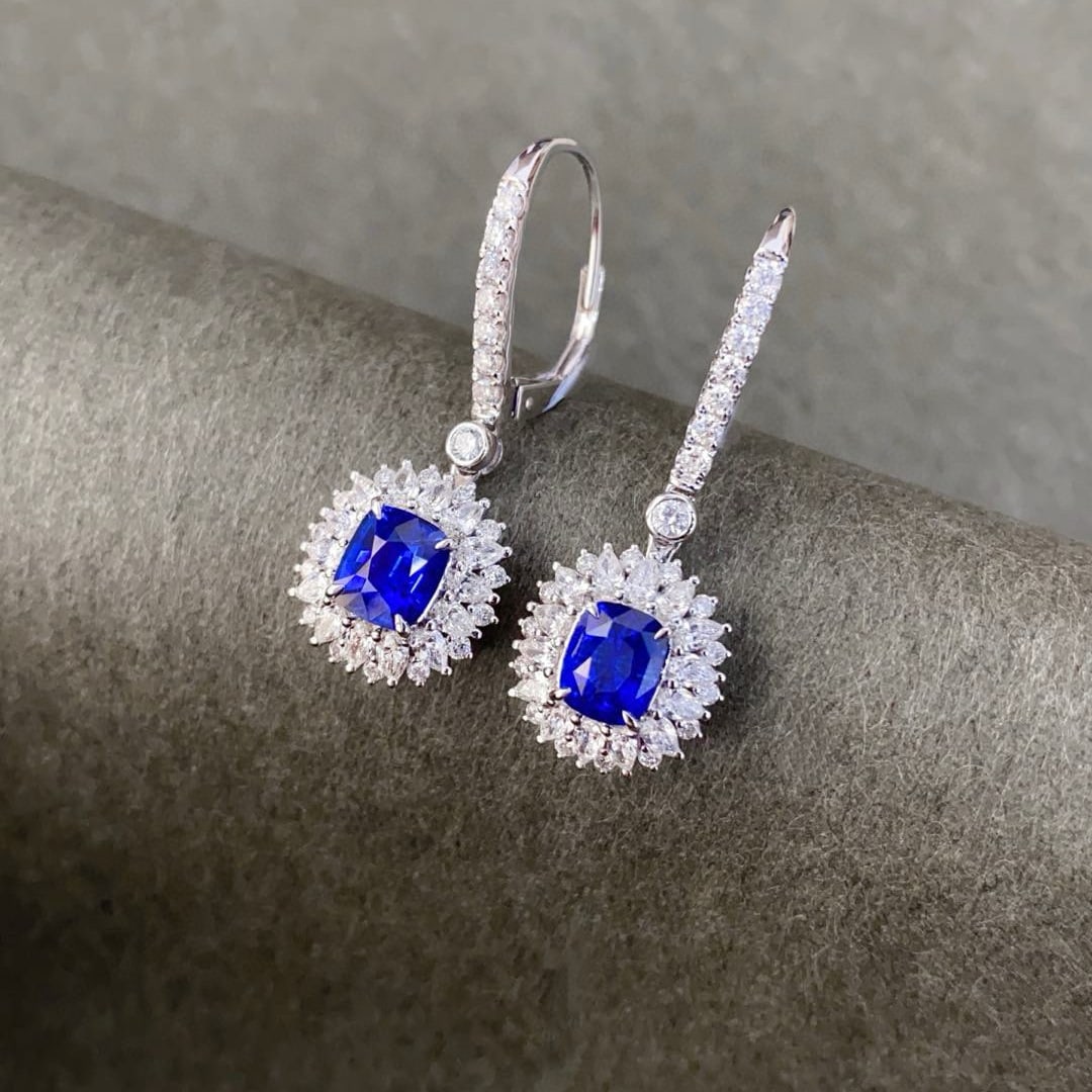 14k Gold 3.80 Ctw Natural Sapphire & Diamond Earrings: Ref:230954341 // gold content:14k gold // main gemstone:sapphire // shape:cushion // carat weight:2. 31ct // color:royal blue // treatment:natural // // adjacent gemstone 2 : diamond // shape:multiply