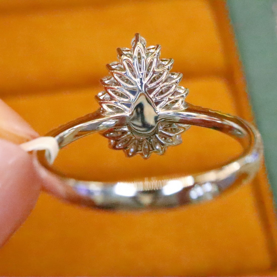 14k Gold 1.61 Ctw Natural Sapphire & Diamond Ring - 4