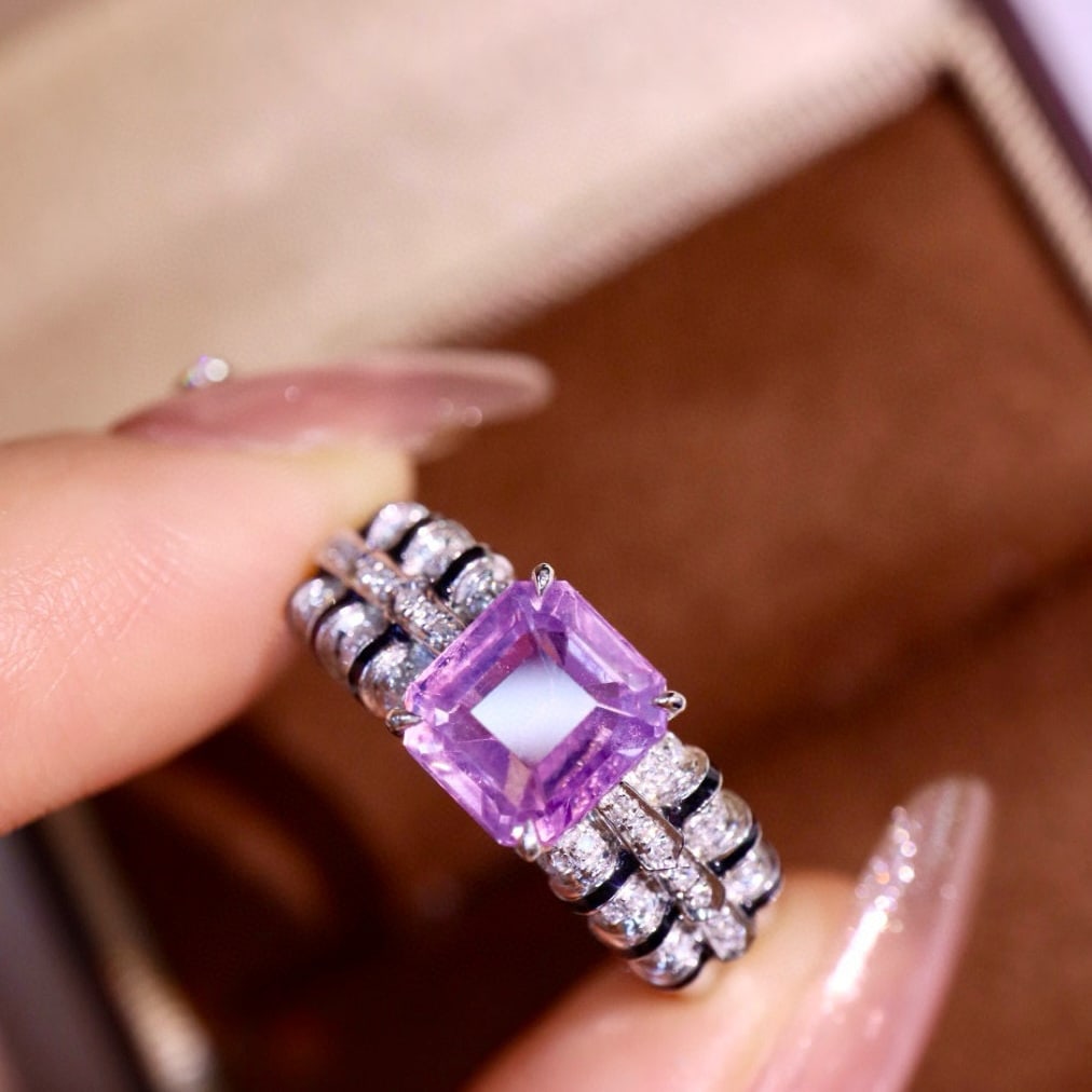 14k Gold 2.51 Ctw Natural Sapphire & Diamond Ring: Ref:230954407 // gold content:14k gold // ring size:7. 25us // // main gemstone:sapphire // shape:octagonal // carat weight:2. 39ct // color:purple // treatment:natural // // adjacent gemstone 2 :