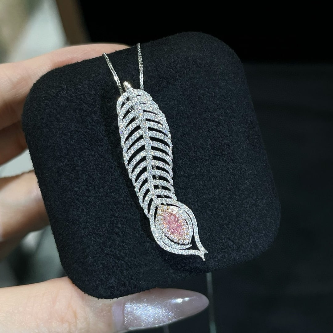 Gia Certified 14k Gold 1.12 Ctw Natural Pink Diamond & Diamond Brooch/pendant( Without Chain ): Ref:230957017 // gold content:14k gold // main gemstone:pink diamond // certified:gia // shape:marquise // carat weight:0. 35ct // clarity grade:vs2 // color:pink // treatment:natural //