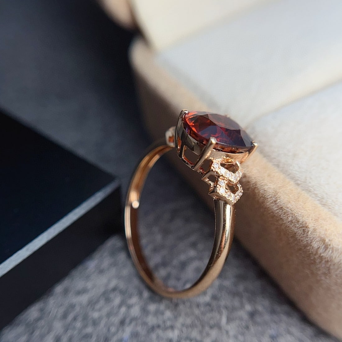 14k Gold 2.30 Ct Natural Tourmaline & Diamond Ring - 4