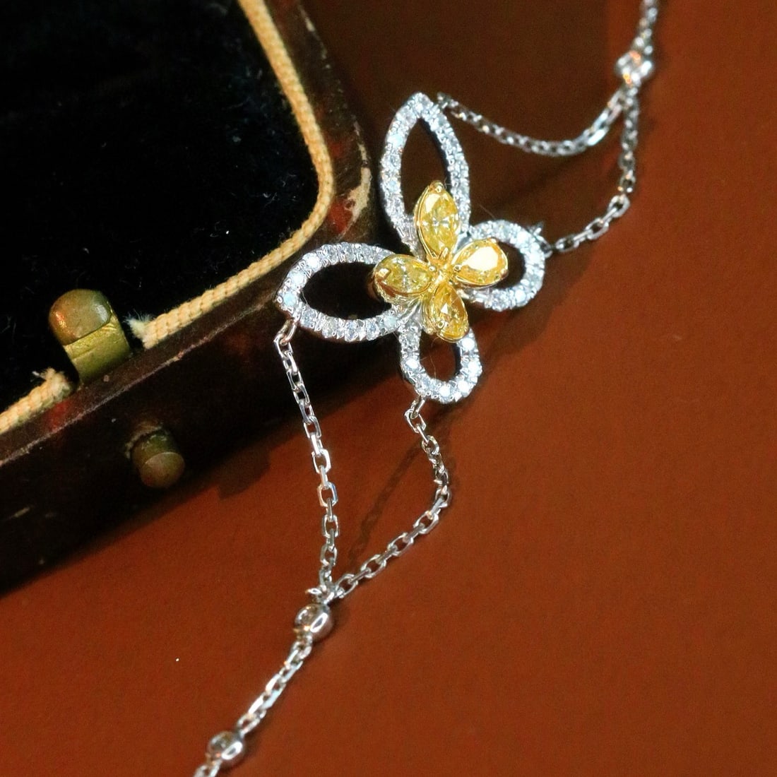 14k Gold 0.75 Ct Natural Color Diamond & Butterfly Necklace: Ref:230957057 // gold content:14k gold // main gemstone:diamond // shape:multiply // carat weight:0. 75ct // clarity grade:vs-si // color:color // treatment:natural // Condition: NewLow Estimate: