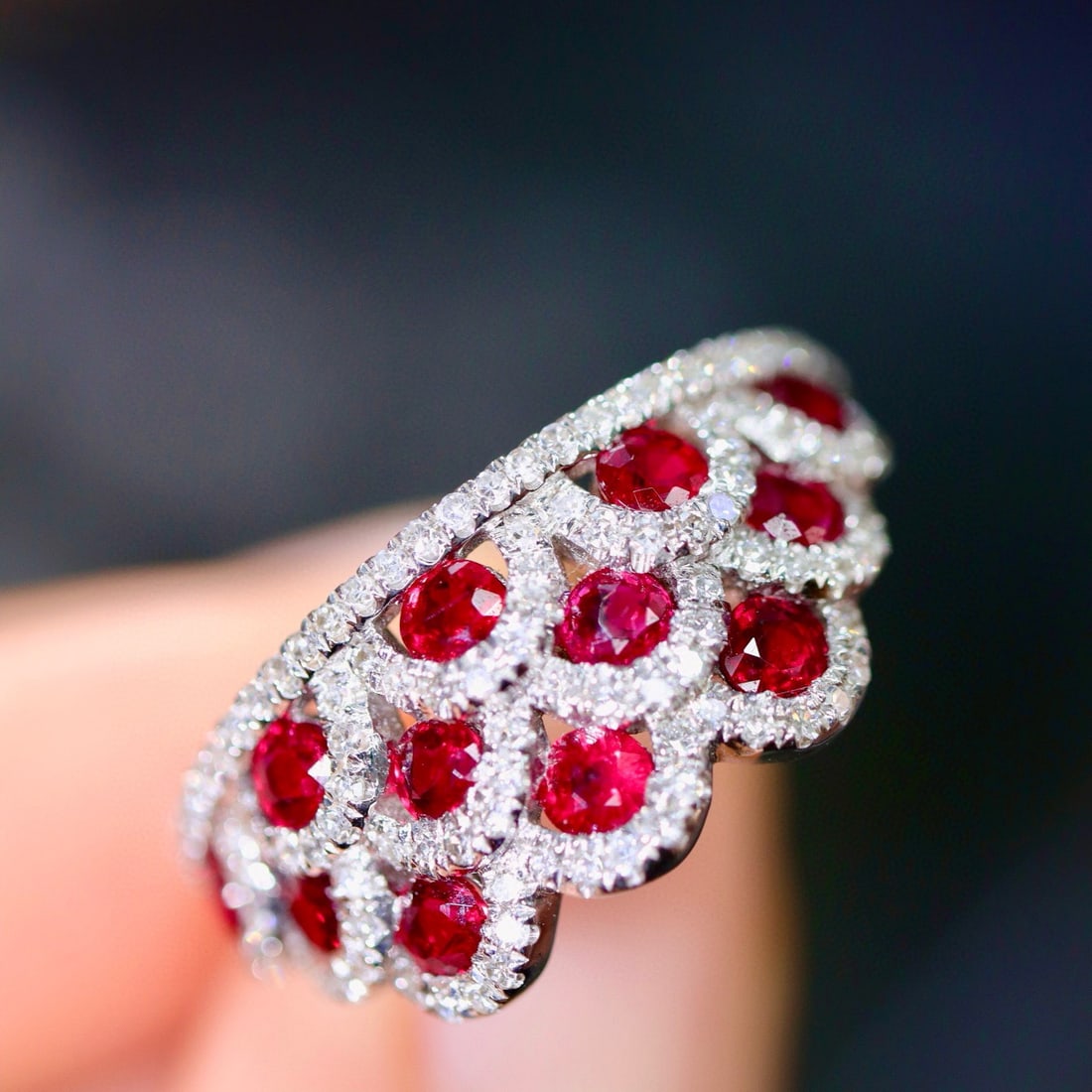 14k Gold 1.66 Ctw Natural Ruby & Diamond Ring: Ref:230957078 // gold content:14k gold // ring size:7. 25us // // main gemstone:ruby // shape:round // carat weight:1. 2ct // color:red // treatment:natural // cut grade:g // // adjacent gemstone