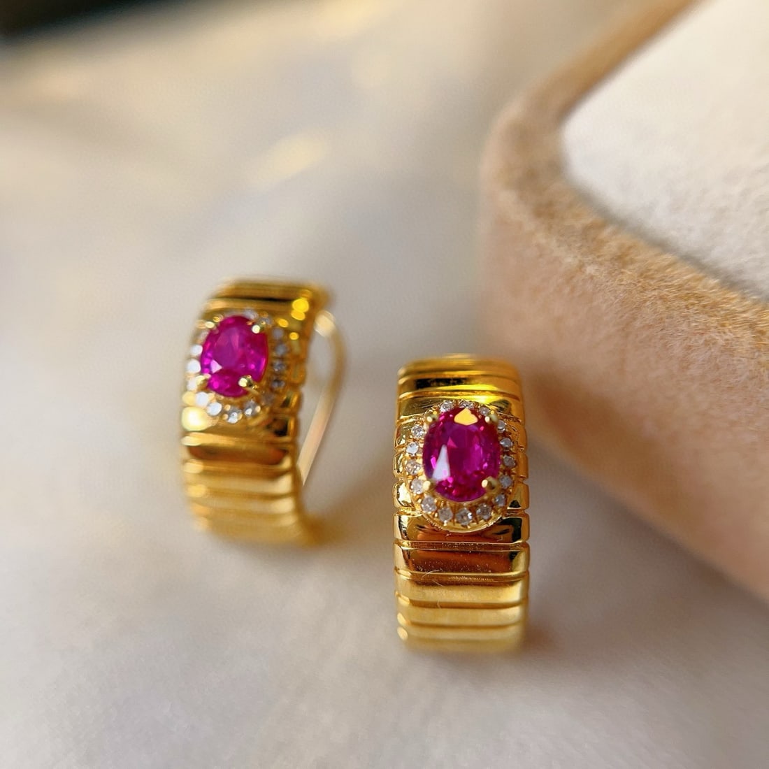 14k Gold 1.00 Ct Natural Ruby & Diamond Earrings - 6
