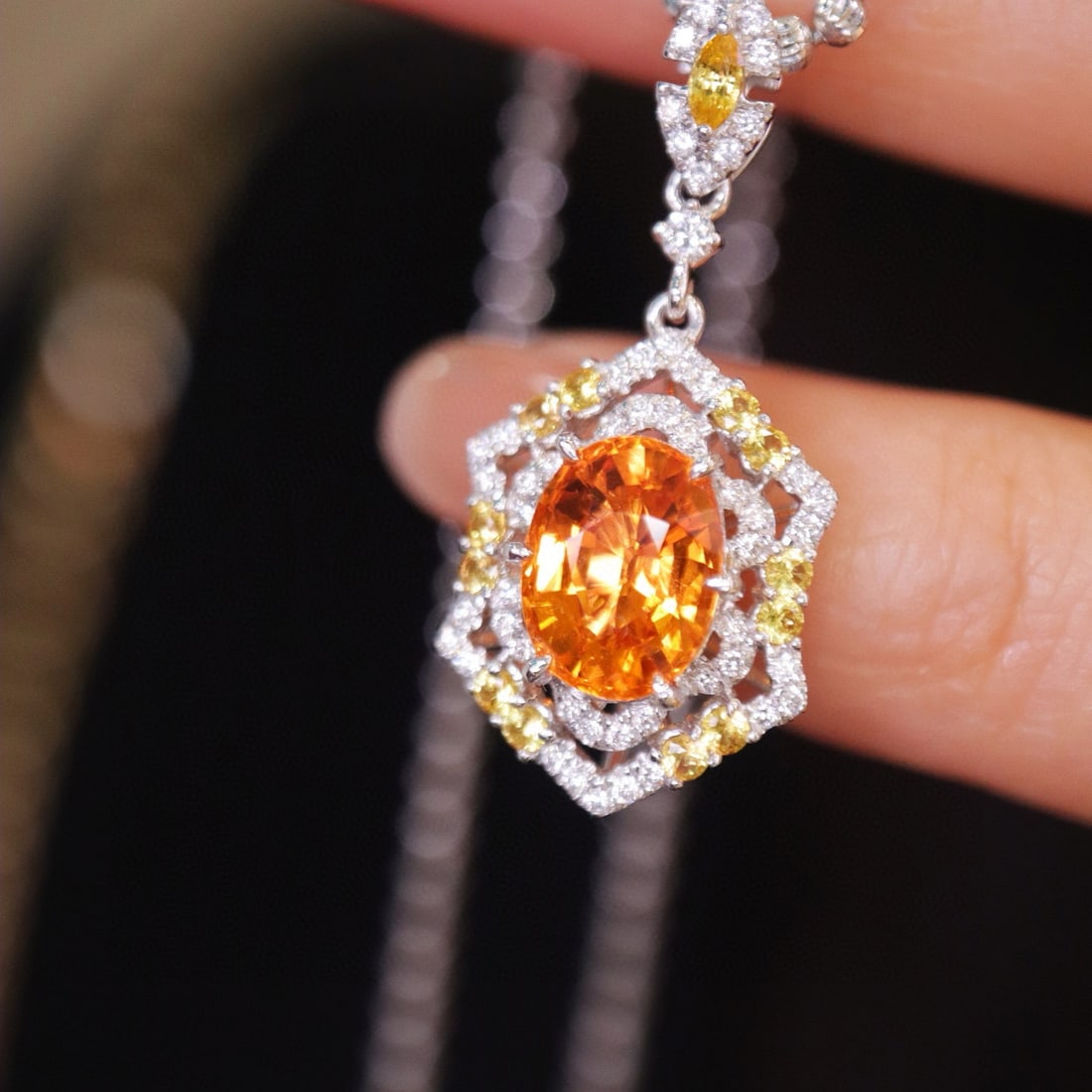 14k Gold 2.28 Ctw Natural Spessartine & Diamond Pendant( Without Chain ): Ref:230957153 // gold content:14k gold // main gemstone:spessartine // shape:oval // carat weight:2. 07ct // color:orange // treatment:natural // // adjacent gemstone 2 : diamond // shape:round //