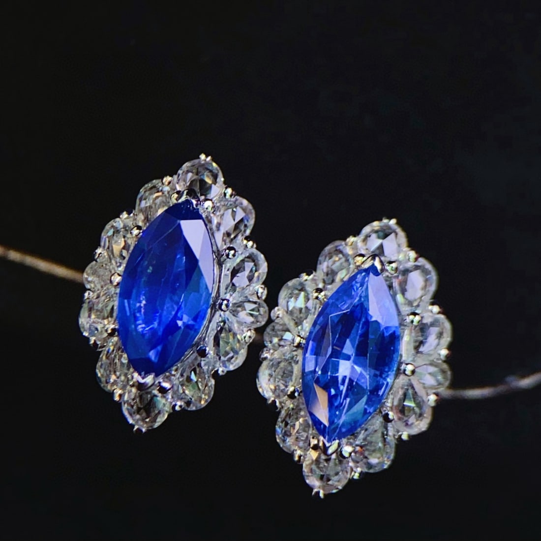 14k Gold 2.96 Ctw Natural Sapphire & Sapphire Earrings: Ref:230957170 // gold content:14k gold // main gemstone:sapphire // shape:marquise // carat weight:1. 66ct // color:blue // treatment:natural // // adjacent gemstone 2 : sapphire // shape:multiply