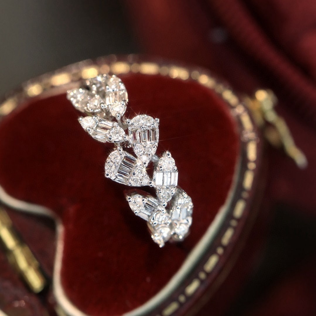 14k Gold 0.45 Ct Natural H Diamond Ring: Ref:230957194 // gold content:14k gold // ring size:7. 25us // // main gemstone:diamond // shape:multiply // carat weight:0. 45ct // clarity grade:vs-si // color:h // treatment:natural //