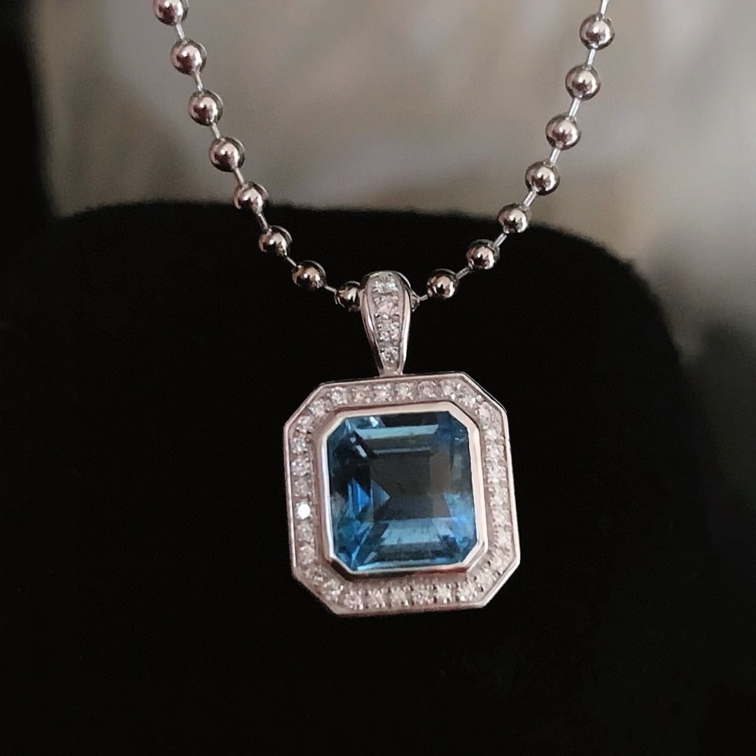 14k Gold 2.41 Ct Natural Aquamarine & Diamond Pendant( Without Chain ) (1 of 7)