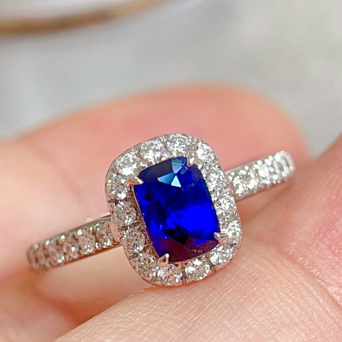 14k Gold 1.60 Ctw Natural Sapphire & Diamond Ring (1 of 8)