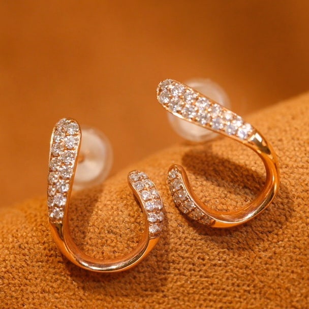 14k Gold 0.18 Ct Natural H Diamond Earrings (1 of 7)