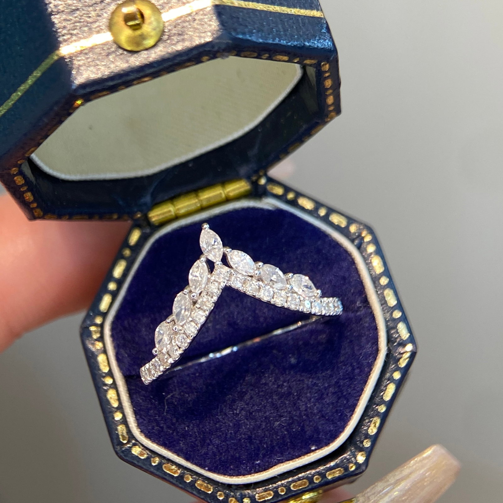 14k Gold 0.45 Ct Natural H Diamond Ring: Ref:230958181 // gold content:14k gold // ring size:7. 25us // // main gemstone:diamond // shape:multiply // carat weight:0. 45ct // clarity grade:vs-si // color:h // treatment:natural //