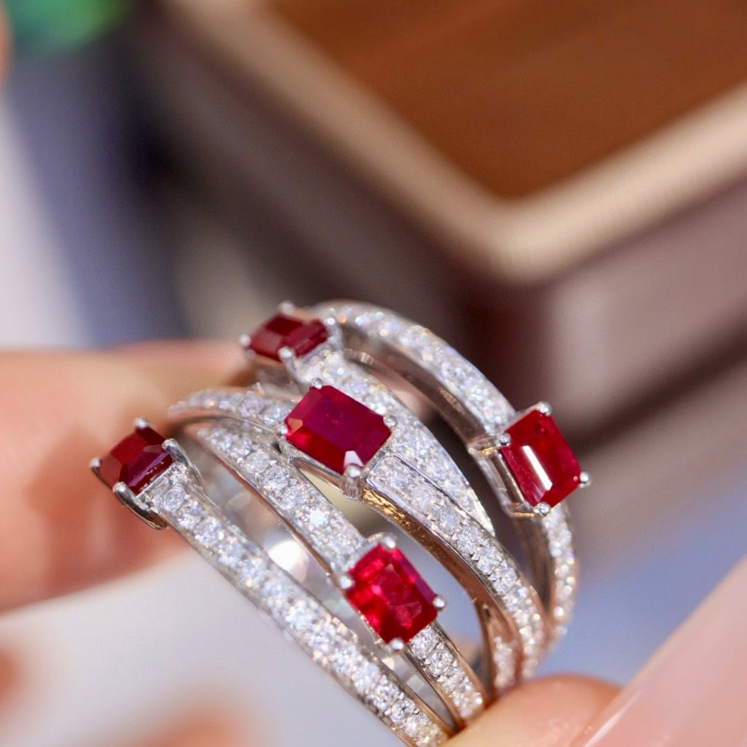 14k Gold 2.19 Ctw Vivid Red Natural Ruby & Diamond Ring: Ref:230958189 // gold content:14k gold // ring size:7. 25us // // main gemstone:ruby // shape:octagonal // carat weight:1. 50ct // color:vivid red // treatment:natural // // adjacent gemstone 2 : diam