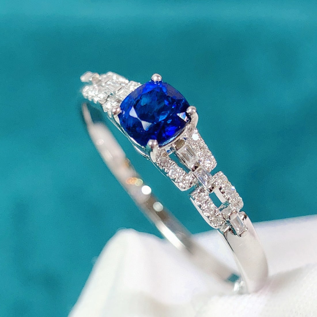 14k Gold 0.59 Ctw Natural Sapphire & Diamond Ring: Ref:230958216 // gold content:14k gold // ring size:7. 25us // // main gemstone:sapphire // shape:cushion // carat weight:0. 50ct // color:royal blue // treatment:natural // // adjacent gemstone 2