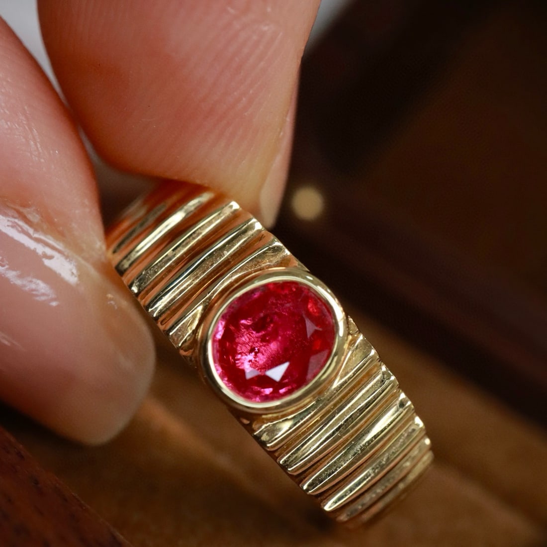 14k Gold 0.71 Ct Natural Ruby Ring - 4