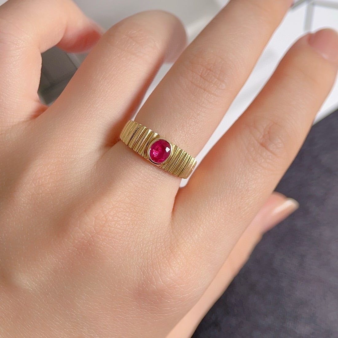 14k Gold 0.71 Ct Natural Ruby Ring - 5