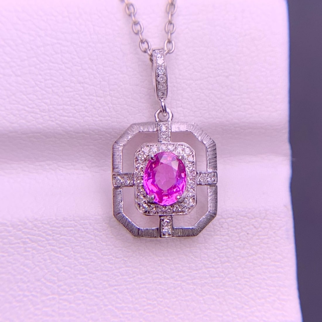14k Gold 0.58 Ct Natural Sapphire & Diamond Pendant( Without Chain ): Ref:230958335 // gold content:14k gold // main gemstone:sapphire // shape:oval // carat weight:0. 58ct // color:pink // treatment:natural // // adjacent gemstone 2 : diamond // shape:round //