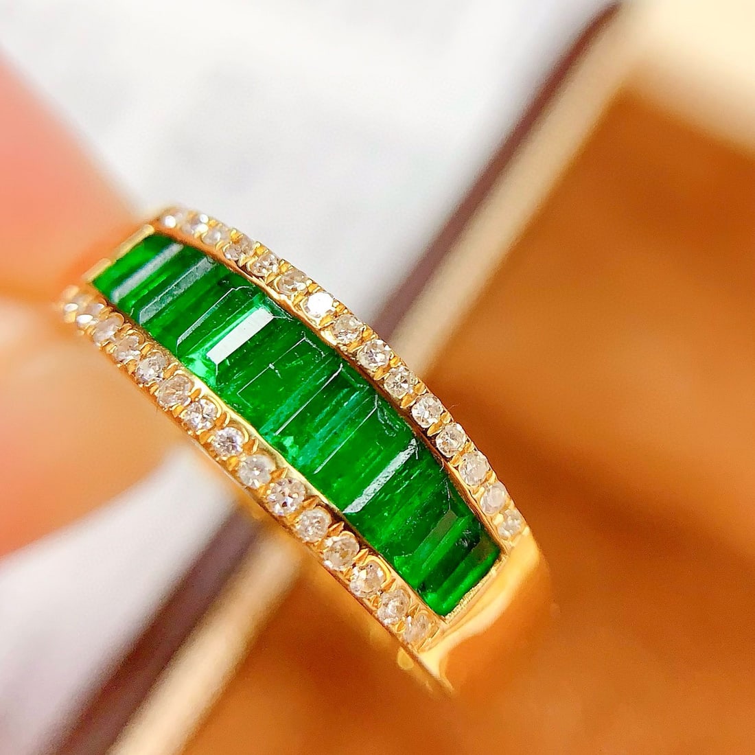 14k Gold 2.78 Ctw Vivid Green Natural Tsavorite & Diamond Ring - 8