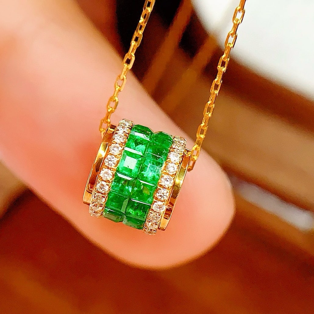 14k Gold 1 Ct Natural Emerald & Diamond Necklace - 5