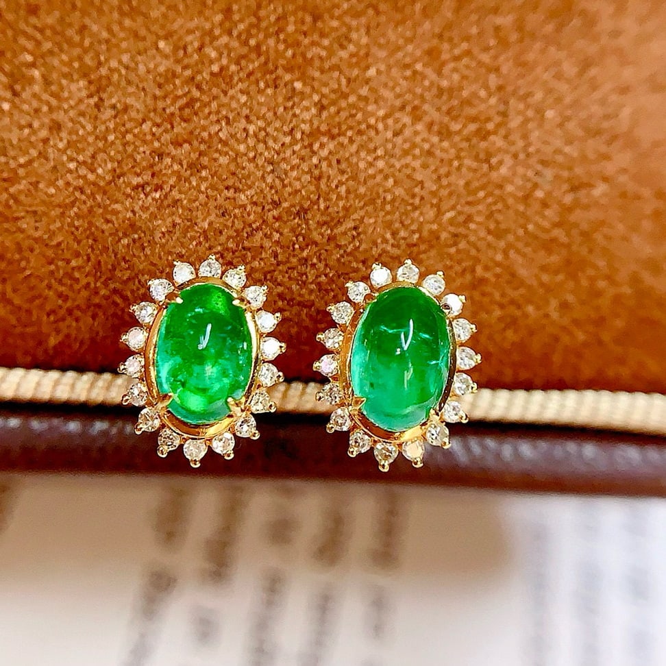 14k Gold 1.5 Ct Natural Emerald & Diamond Earrings - 4