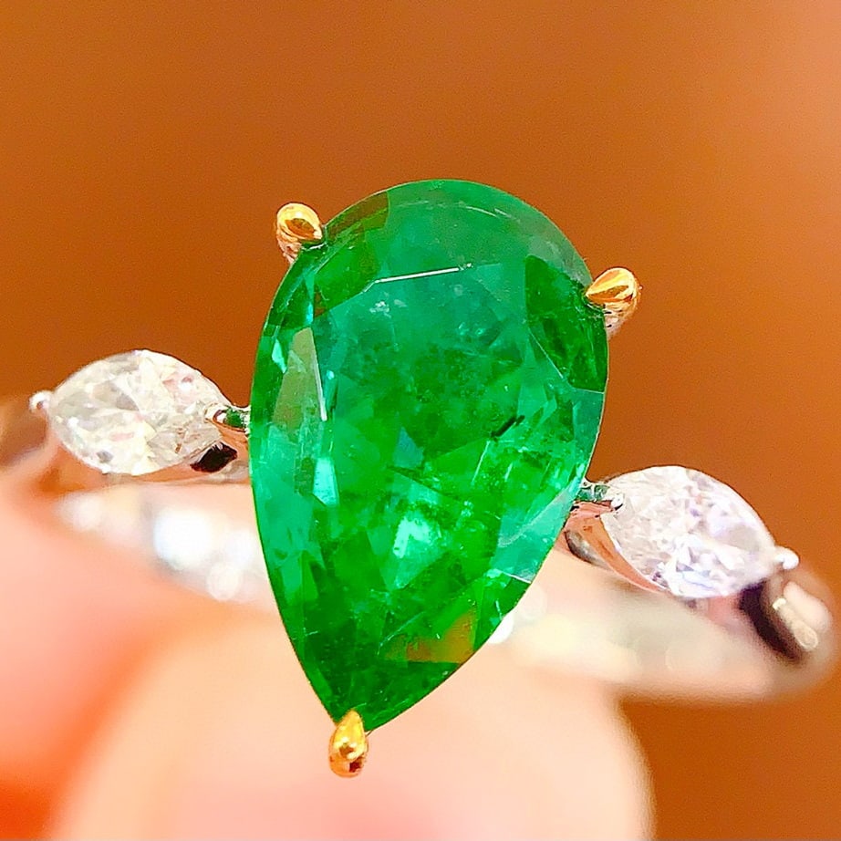 14k Gold 2.78 Ct Vivid Green Natural Emerald & Diamond Ring (1 of 7)