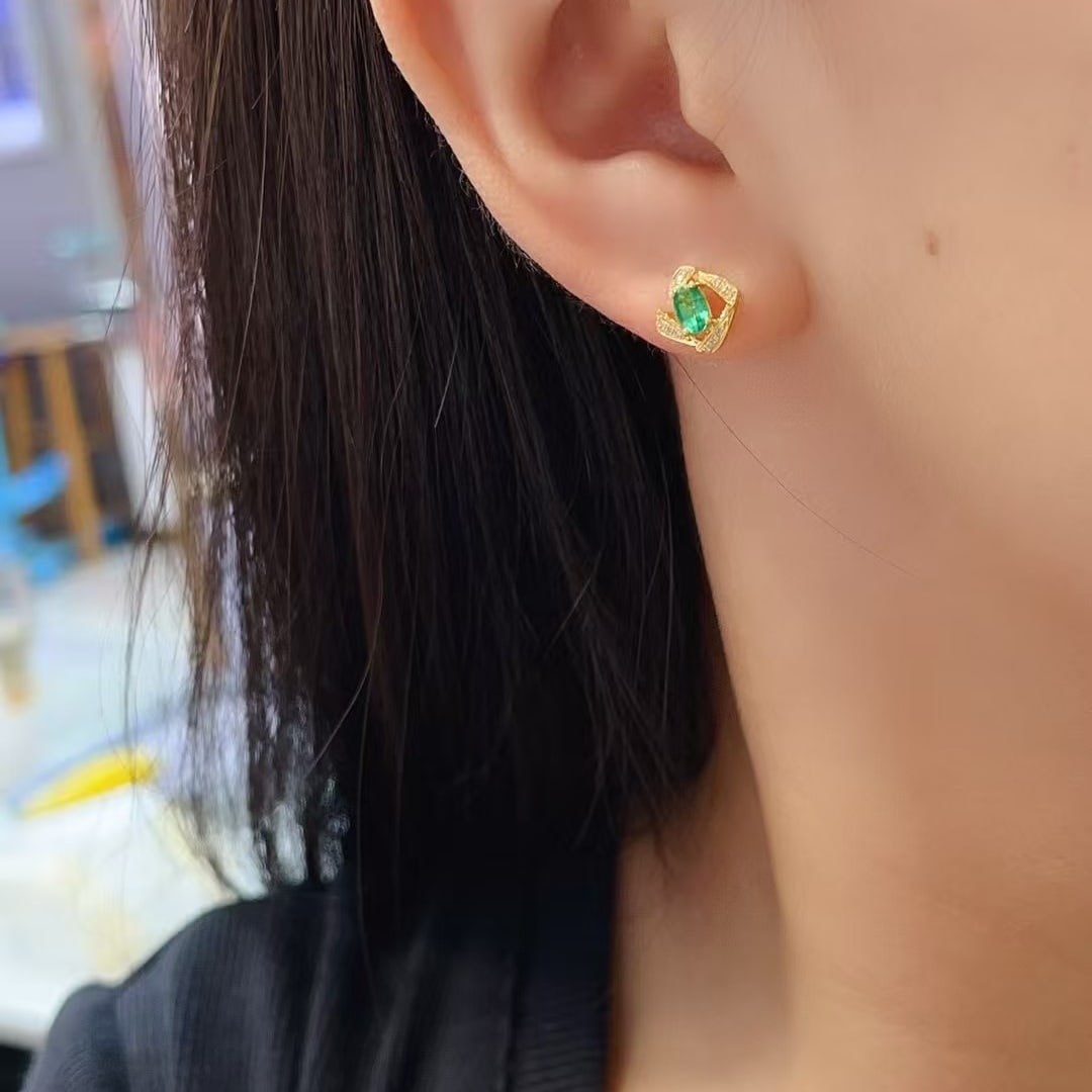 14k Gold 0.80 Ct Natural Emerald & Diamond Earrings - 6