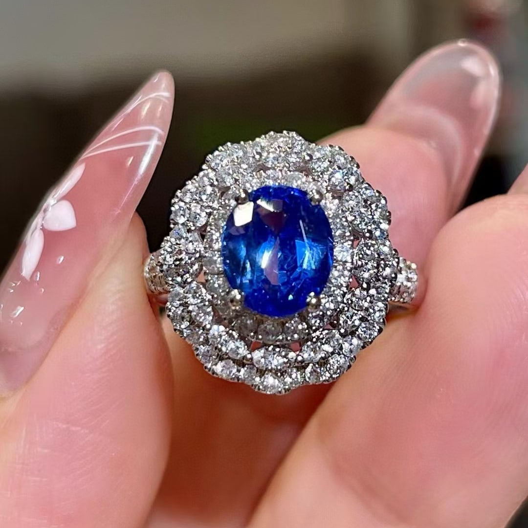 14k Gold 2.85 Ctw Natural Sapphire & Diamond Ring: Ref:230964221 // gold content:14k gold // ring size:7. 25us // // main gemstone:sapphire // shape:oval // carat weight:2. 2ct // color:blue // treatment:natural // // adjacent gemstone 2 : diamond //