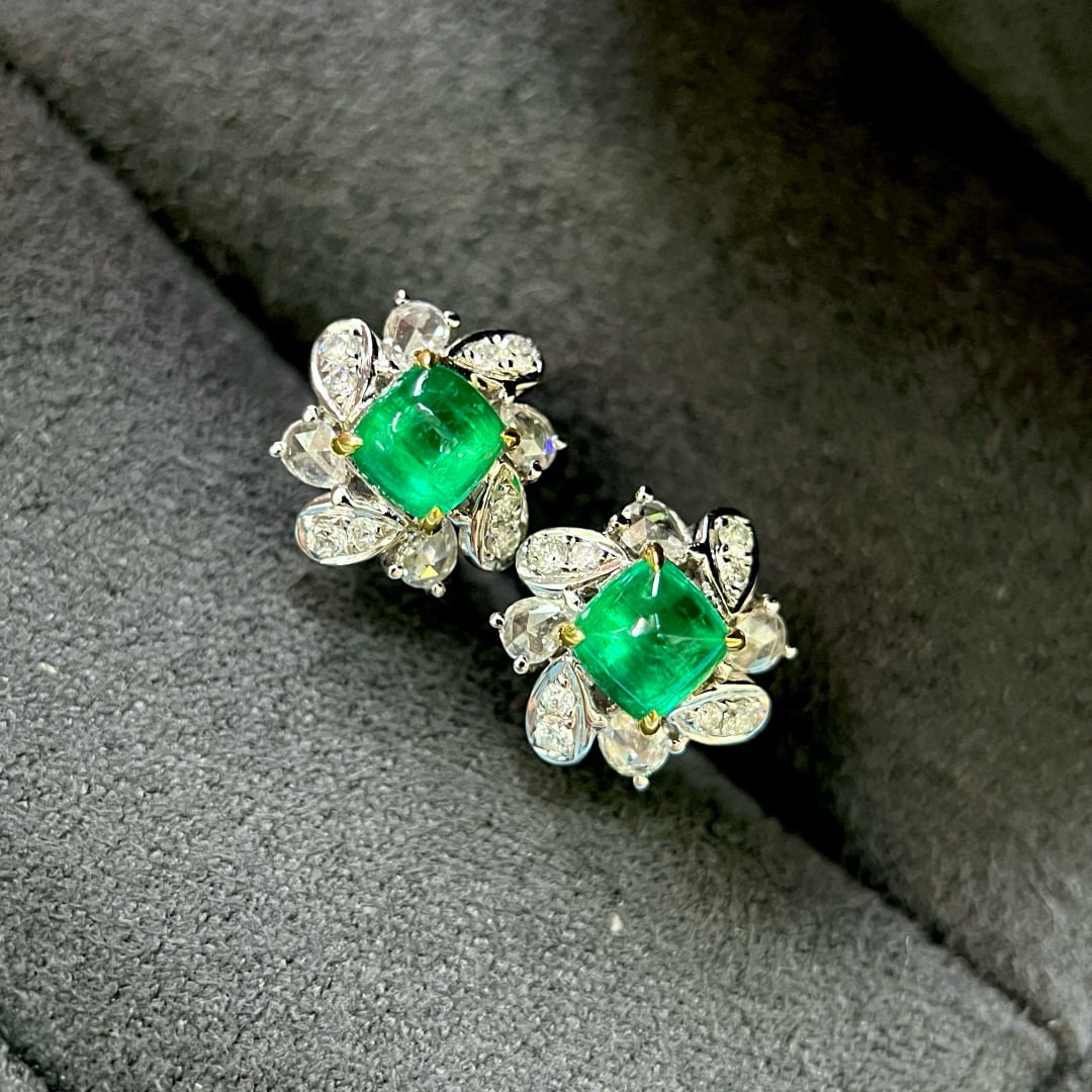 14k Gold 1.17 Ctw Vivid Green Natural Emerald & Diamond Earrings - 2
