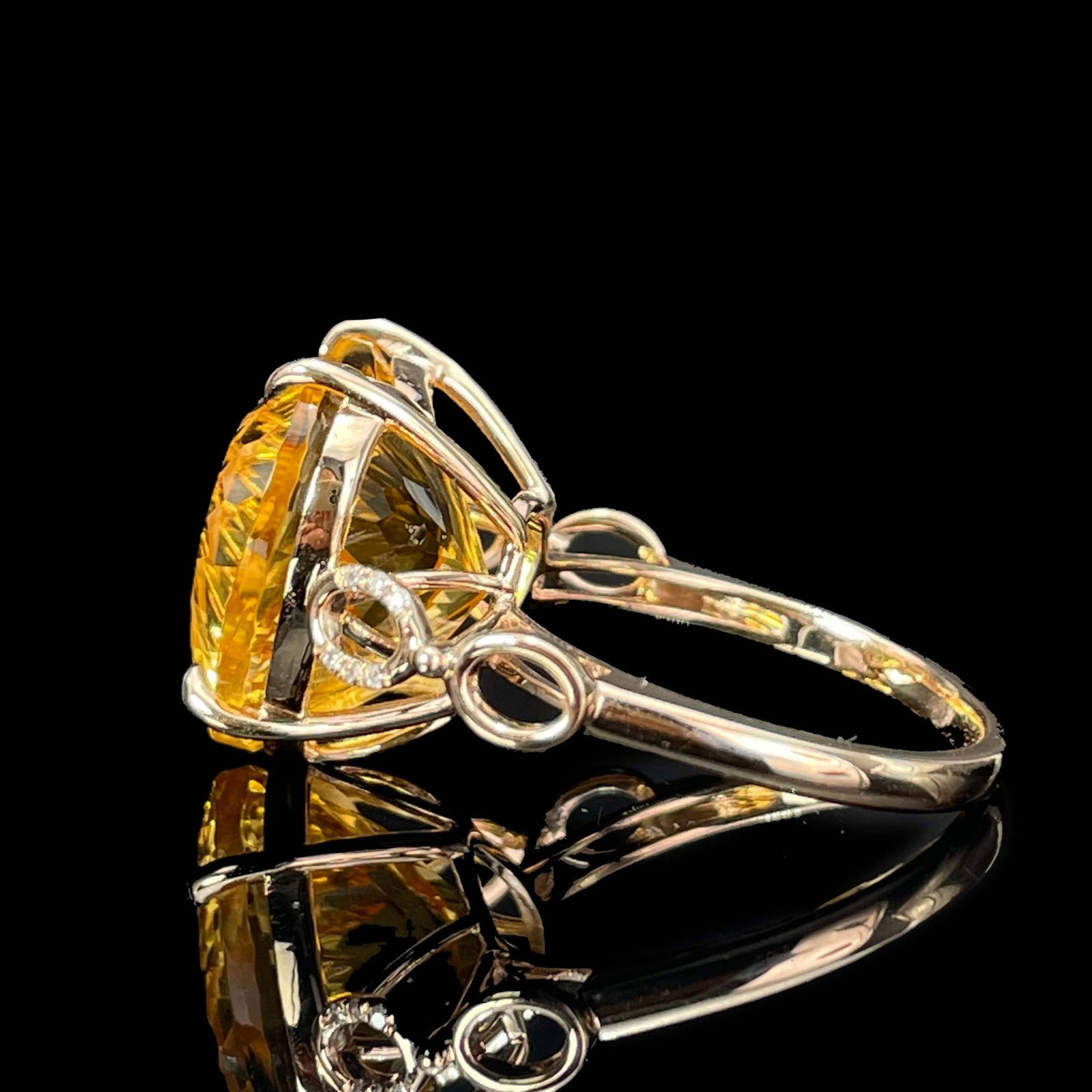 14k Gold 8.90 Ct Natural Citrine & Diamond Ring - 5