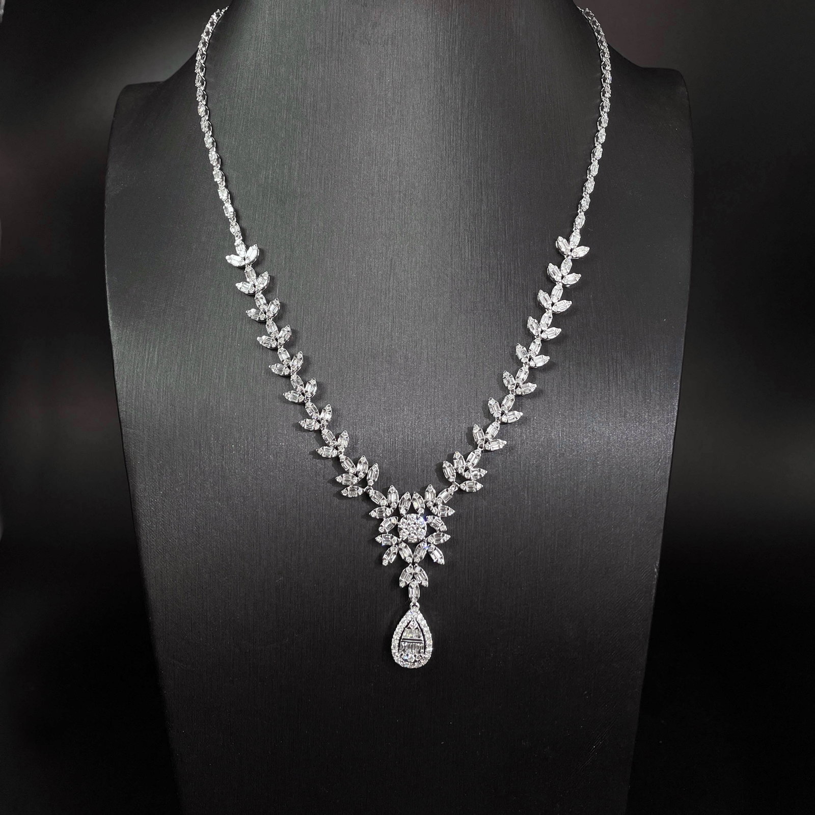 14k Gold 3.80 Ct Natural H Diamond Necklace - 2