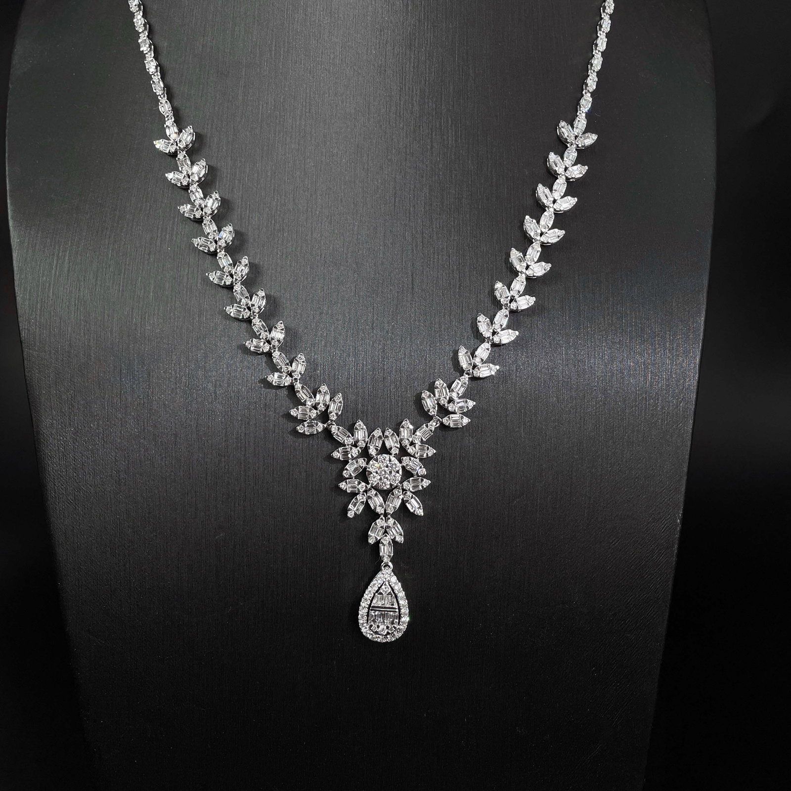 14k Gold 3.80 Ct Natural H Diamond Necklace - 3