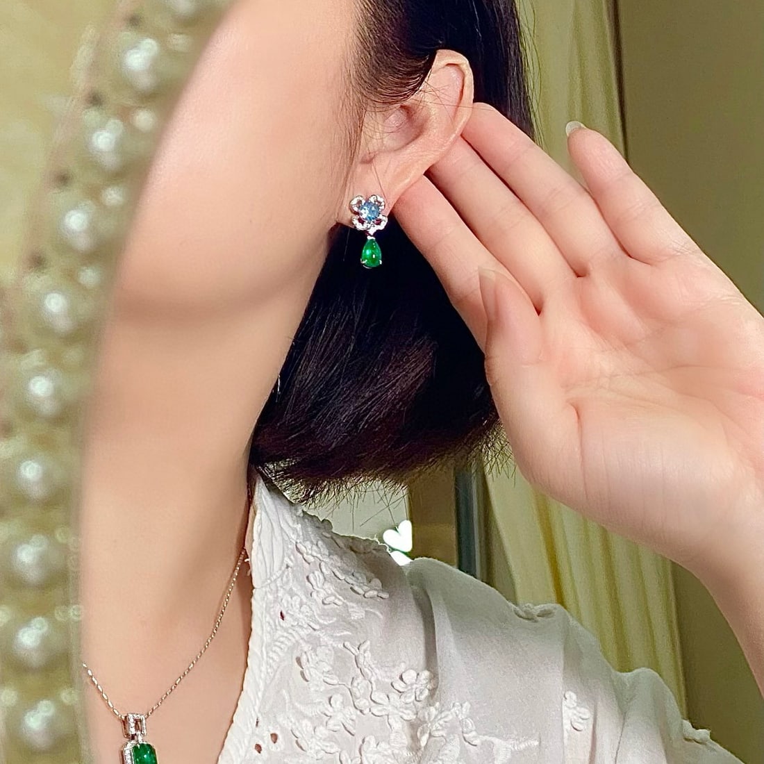 14k Gold 4.52 Ctw Natural Emerald & Aquamarine Earrings - 3