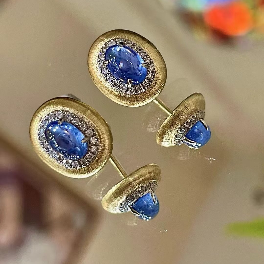 14k Gold 1.79 Ctw Natural Sapphire & Diamond Earrings: Ref:230965177 // gold content:14k gold // main gemstone:sapphire // shape:oval // carat weight:1. 65ct // color:blue // treatment:natural // // adjacent gemstone 2 : diamond // shape:round // carat we