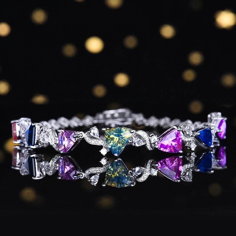 14k Gold 7.18 Ctw Natural Sapphire & Diamond Bracelet: Ref:230966072 // gold content:14k gold // main gemstone:sapphire // shape:triangle // carat weight:7. 04ct // color:color // treatment:natural // // adjacent gemstone 2 : diamond // number of