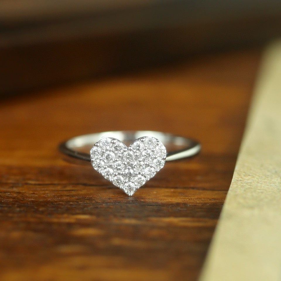 14k Gold 0.25 Ct Natural H Diamond Ring: Ref:230966162 // gold content:14k gold // ring size:7. 25us // // main gemstone:diamond // shape:round // carat weight:0. 25ct // clarity grade:vs-si // color:h // treatment:natural // cut grade:g //