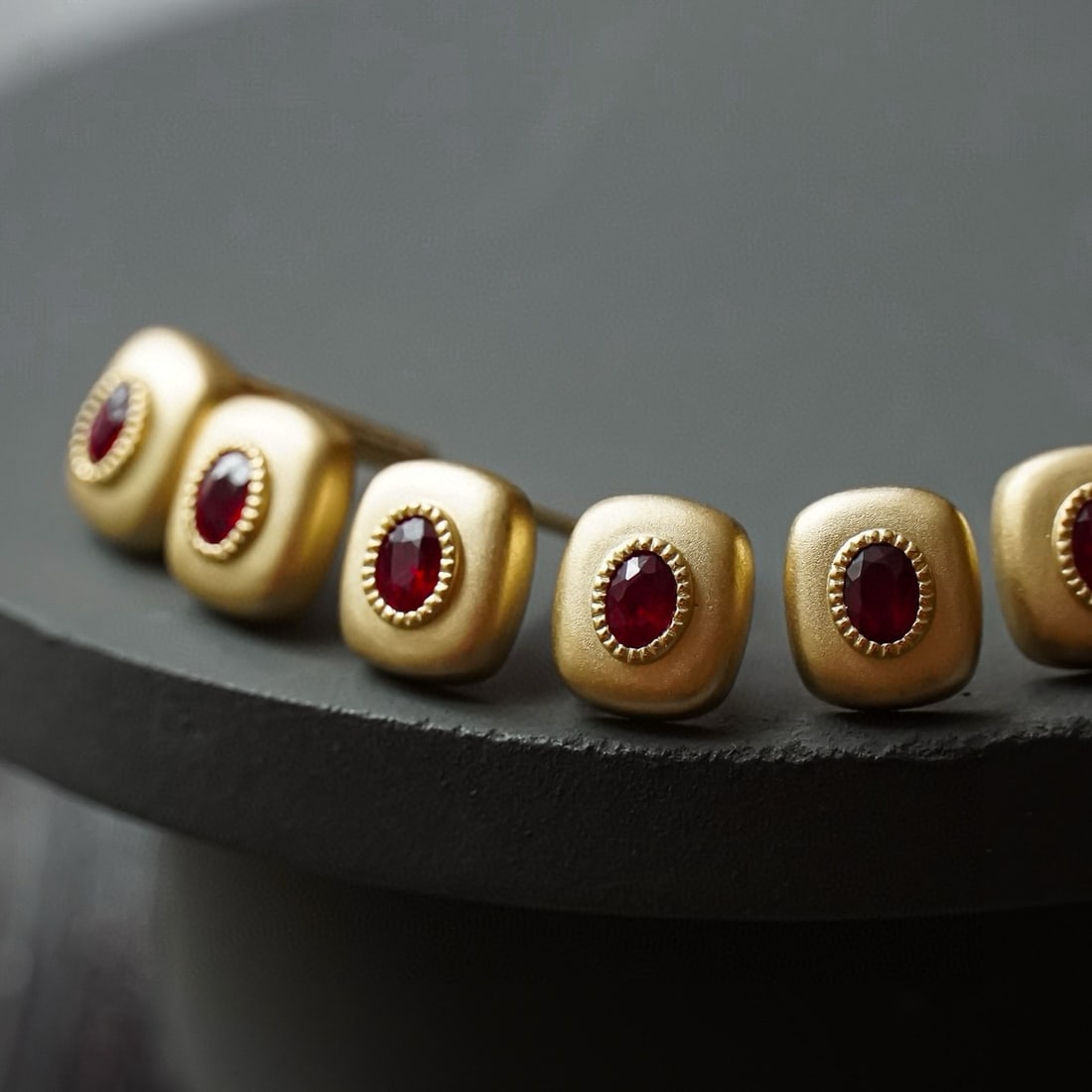 14k Gold 0.6 Ct Natural Ruby Earrings - 6