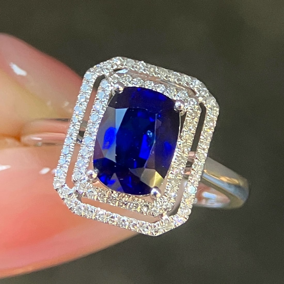 14k Gold 2.91 Ctw Natural Sapphire & Diamond Ring: Ref:230966249 // gold content:14k gold // ring size:7. 25us // // main gemstone:sapphire // shape:cushion // carat weight:2. 68ct // color:royal blue // treatment:natural // // adjacent gemstone 2 :