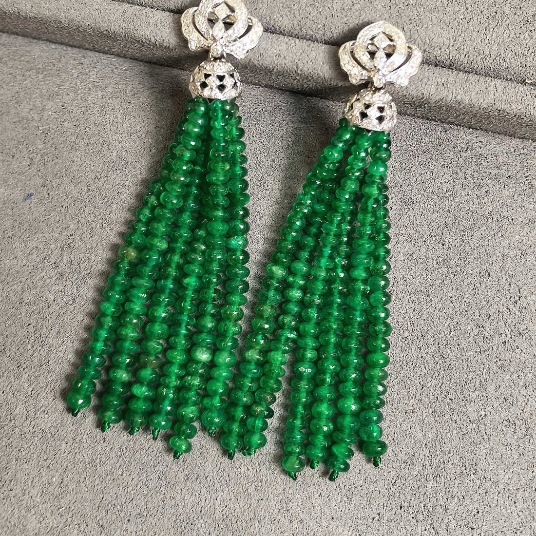 14k Gold 33.43 Ctw Natural Emerald & Diamond Earrings - 4