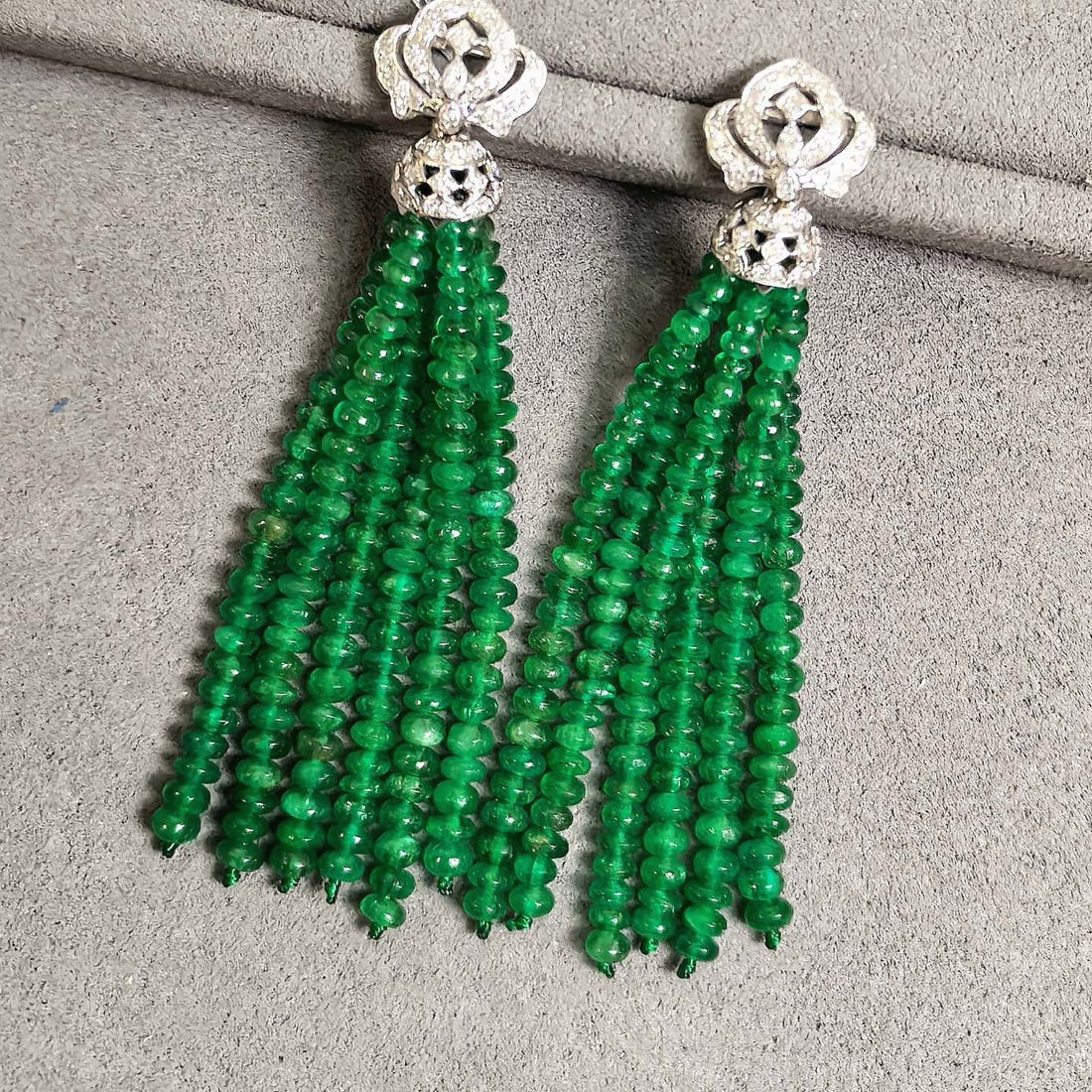 14k Gold 33.43 Ctw Natural Emerald & Diamond Earrings - 6