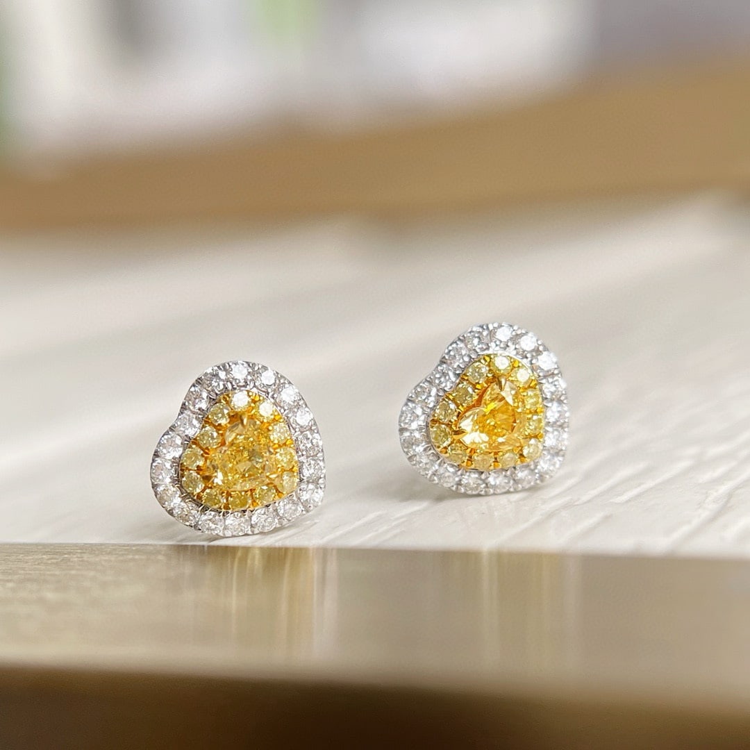 14k Gold 0.43 Ctw Natural Yellow Diamond & Diamond Earrings: Ref:230966352 // gold content:14k gold // main gemstone:yellow diamond // shape:heart // carat weight:0. 22ct // color:yellow // treatment:natural // // adjacent gemstone 2 : diamond // shape:round //