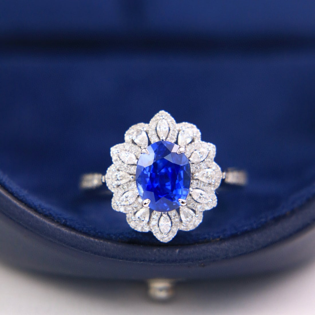14k Gold 2.68 Ctw Natural Sapphire & Diamond Ring/pendant( Without Chain ): Ref:230966439 // gold content:14k gold // ring size:7. 25us // // main gemstone:sapphire // shape:oval // carat weight:2. 07ct // color:royal blue // treatment:natural // // adjacent gemstone 2 :