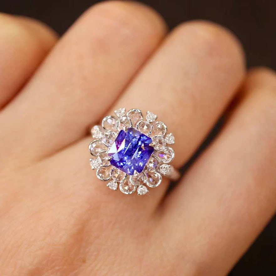 14k Gold 3.27 Ctw Natural Sapphire & Diamond Ring - 4