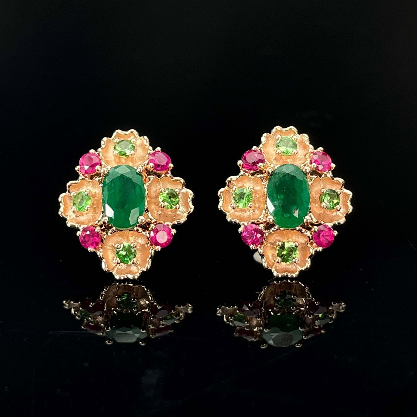 14k Gold 1.42 Ctw Natural Emerald & Tsavorite & Ruby Earrings: Ref:230977052 // gold content:14k gold // main gemstone:emerald // shape:oval // carat weight:1ct // color:green // treatment:natural // // adjacent gemstone 2 : tsavorite & ruby // shape:round // car