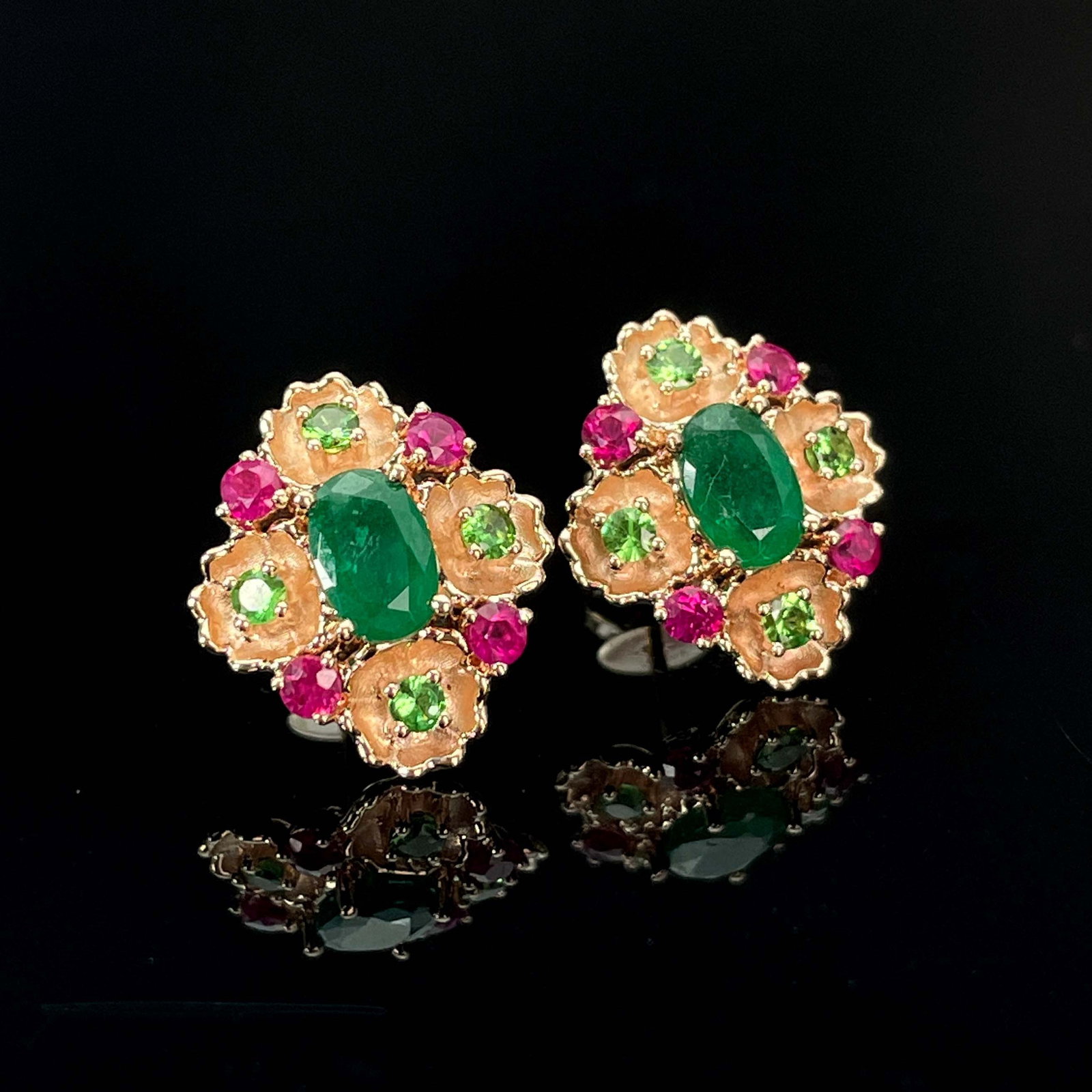 14k Gold 1.42 Ctw Natural Emerald & Tsavorite & Ruby Earrings - 2