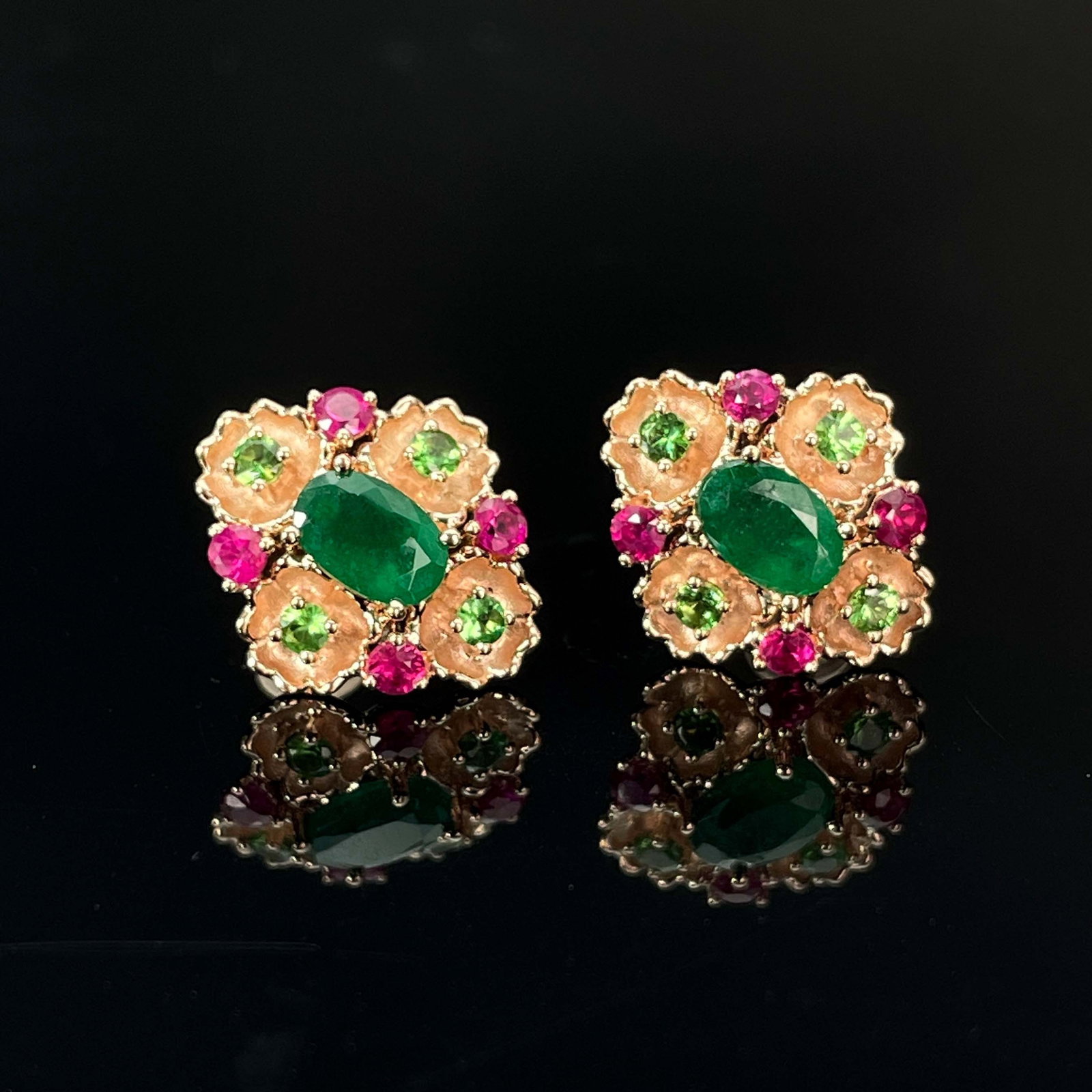 14k Gold 1.42 Ctw Natural Emerald & Tsavorite & Ruby Earrings - 3