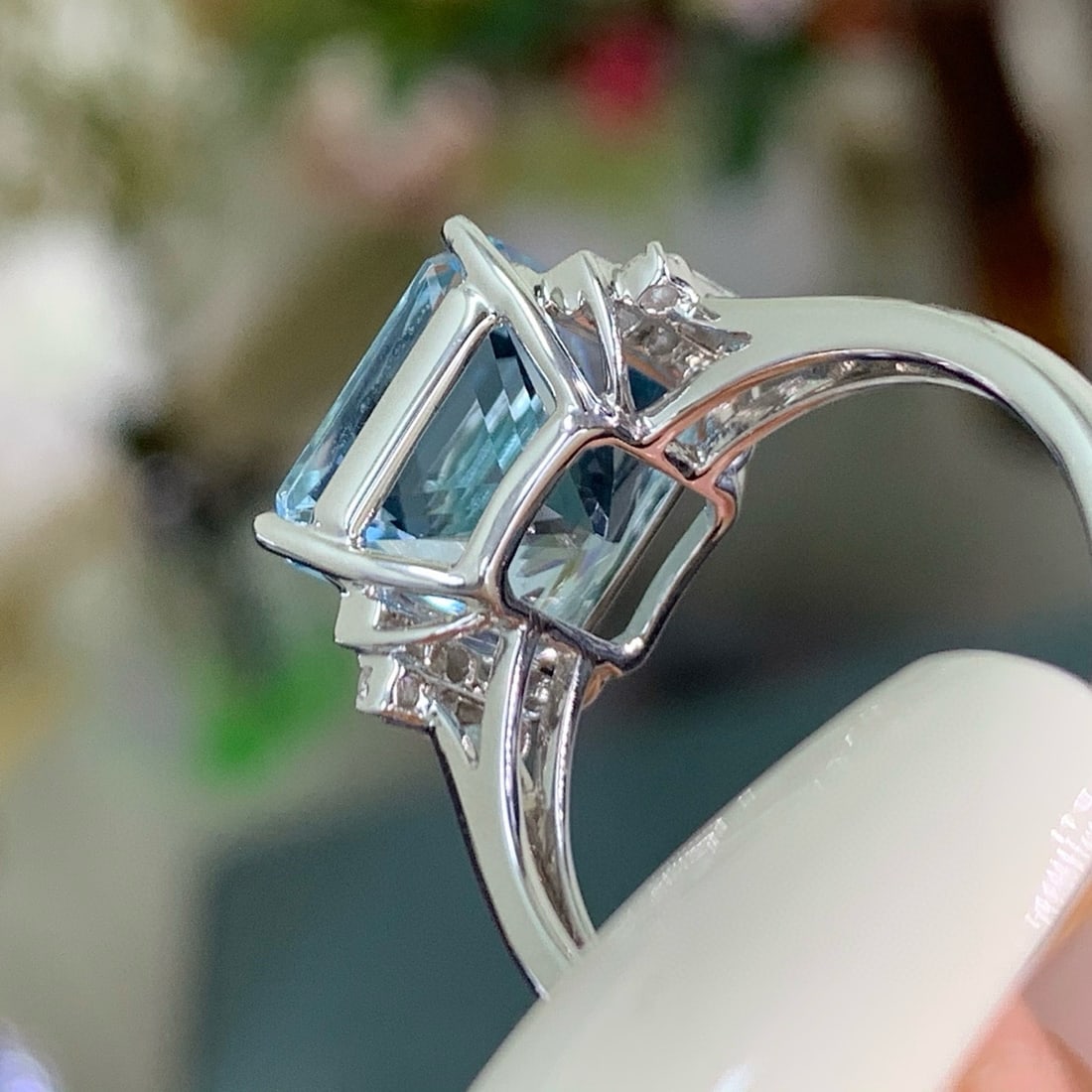 14k Gold 5.22 Ctw Natural Aquamarine & Diamond Ring - 5