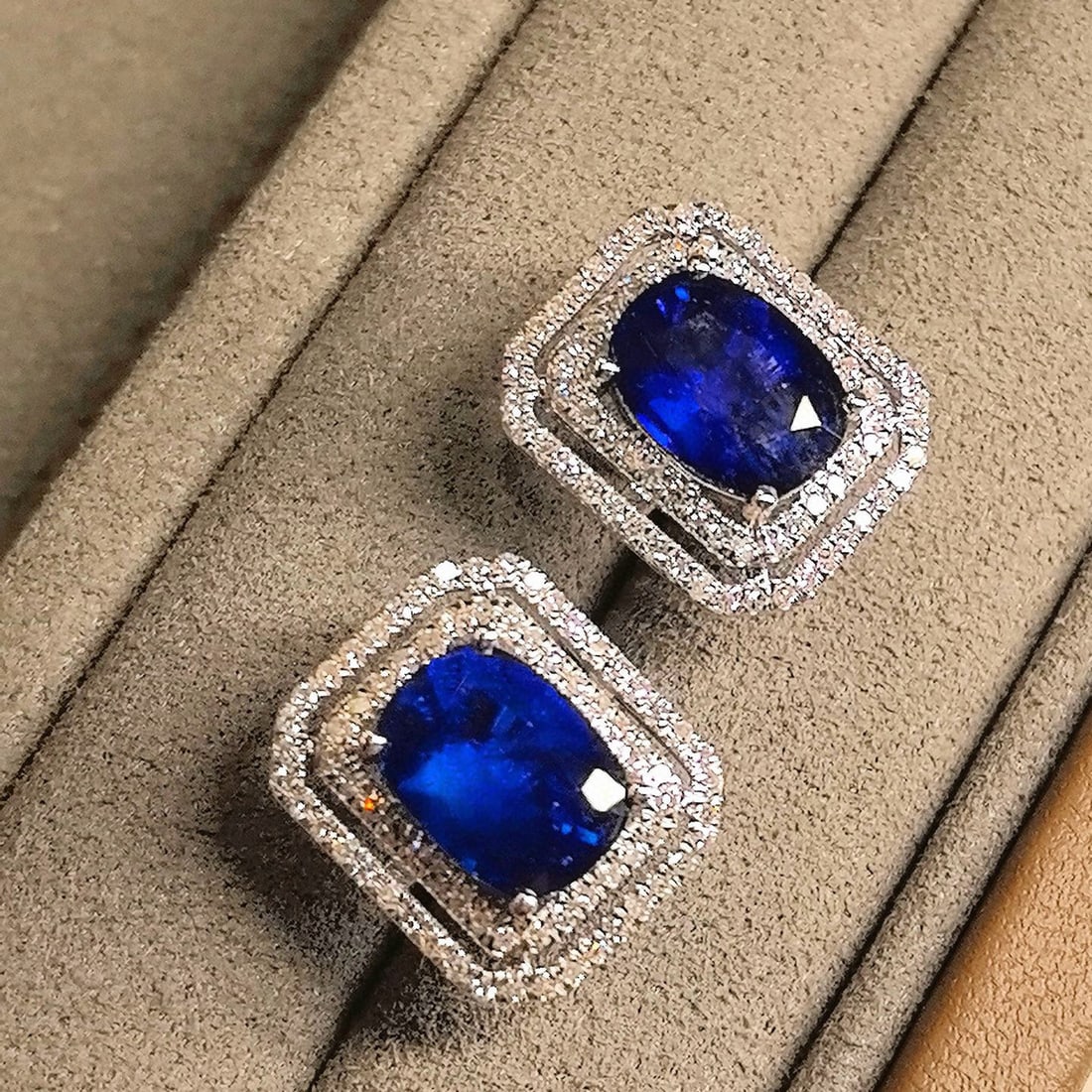 14k Gold 3.55 Ctw Natural Sapphire & Diamond Earrings - 6