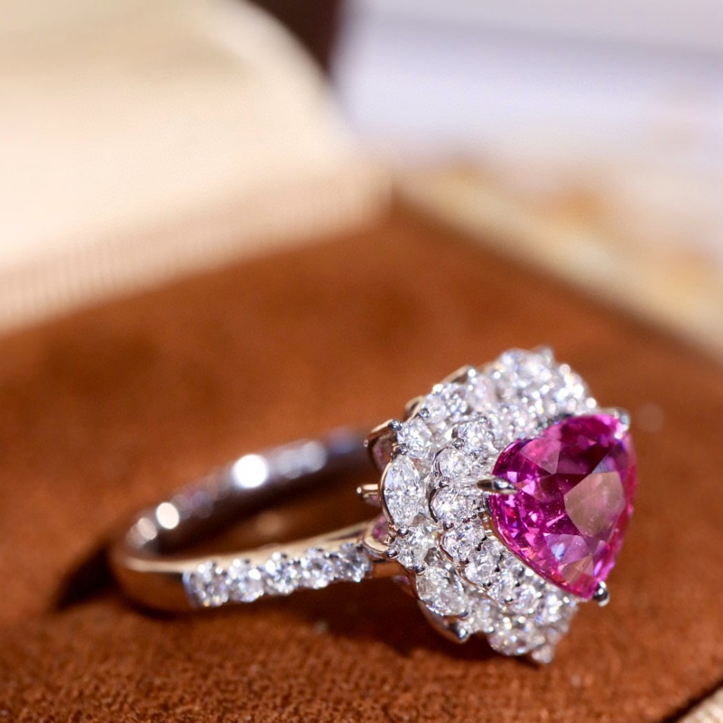 14k Gold 2.68 Ctw Natural Padparadscha Sapphire & Diamond Ring - 2
