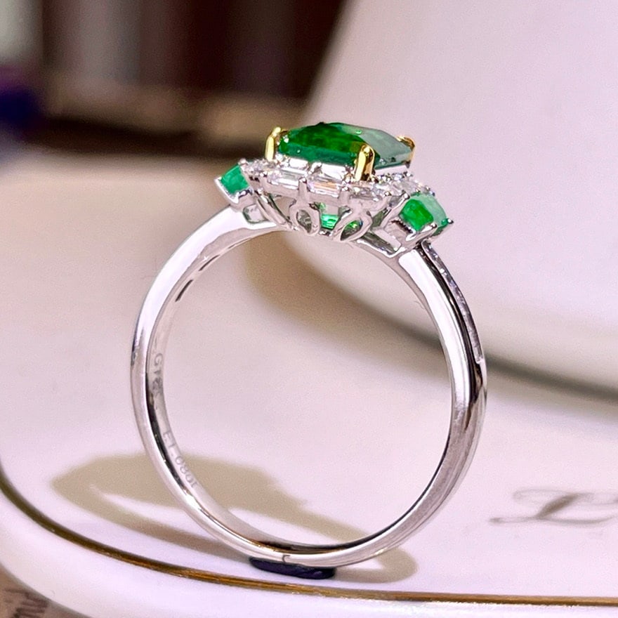 14k Gold 1.43 Ctw Natural Emerald & Diamond Ring - 3
